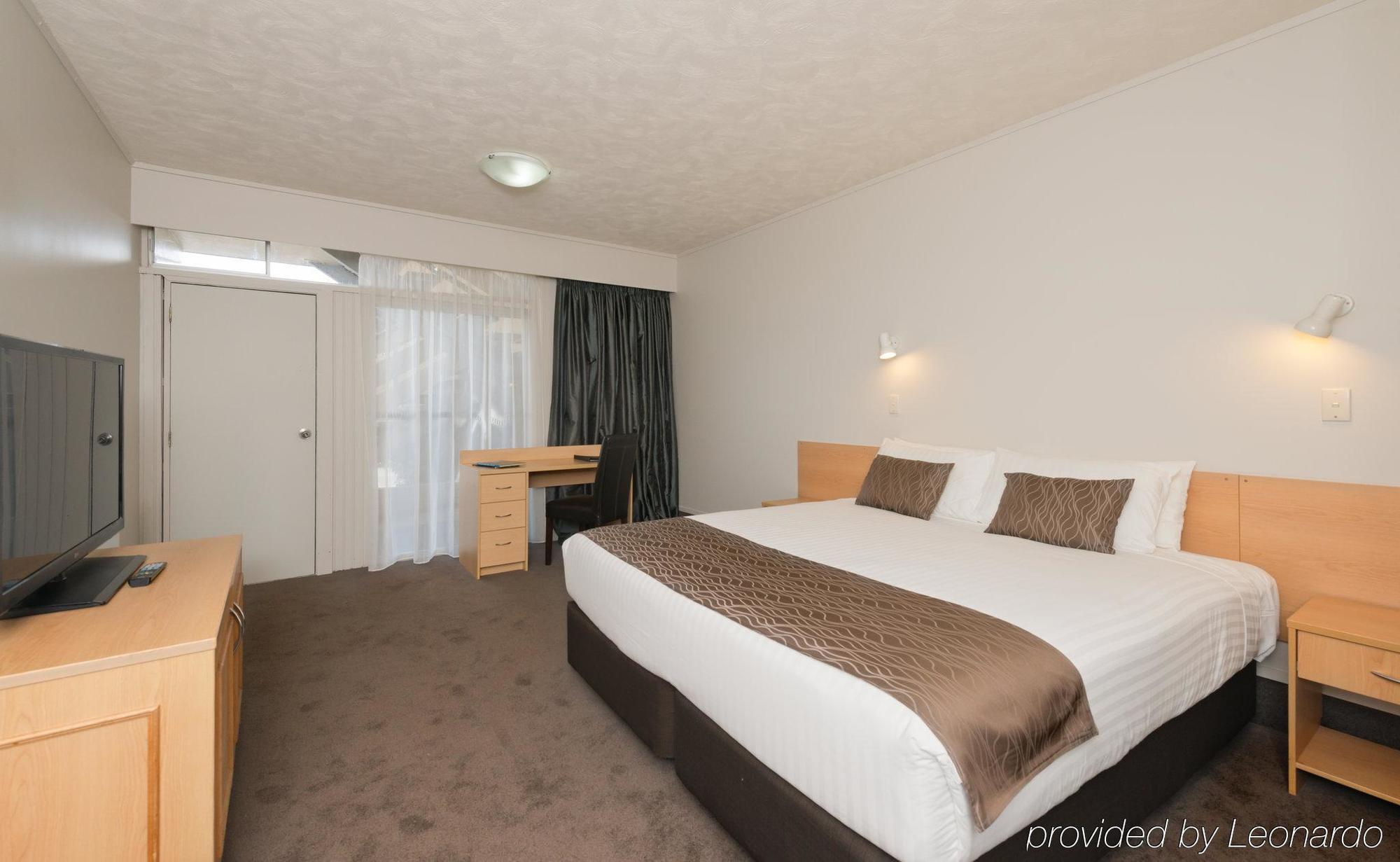 Central City Accommodation, Палмерстон-Норт Экстерьер фото
